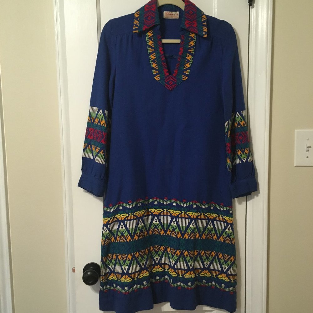 Stunning vintage embroidered boho dress